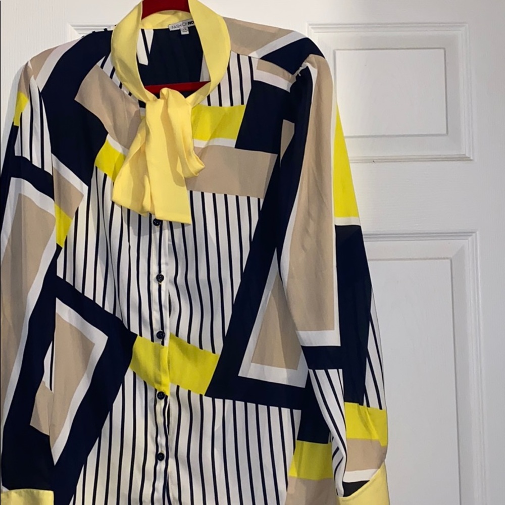 Blouse - Picture 2 of 2